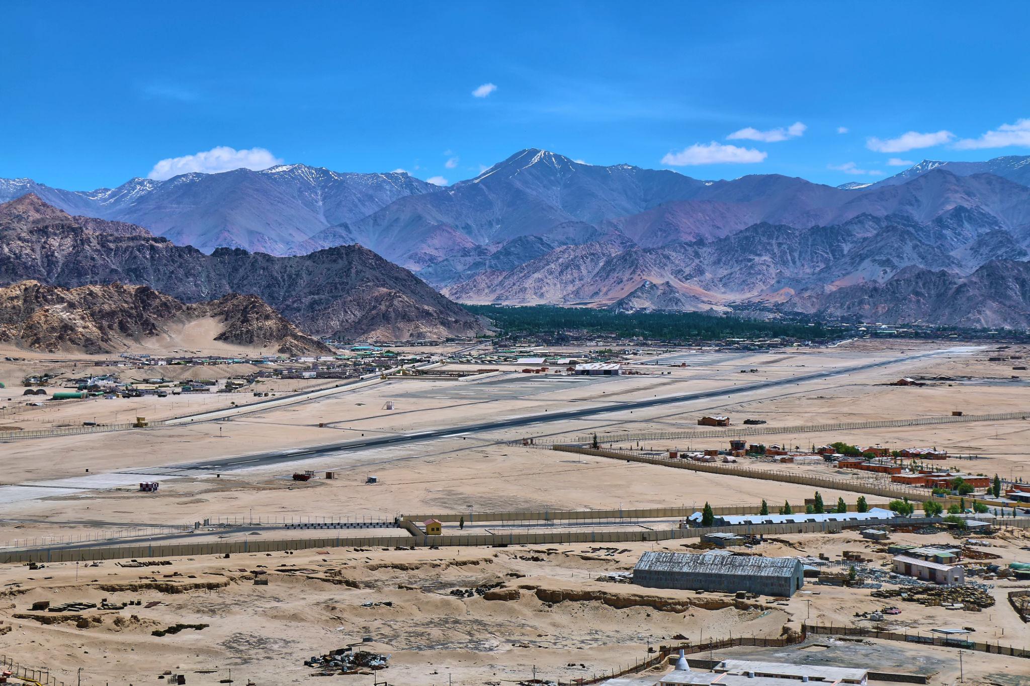 8 Days Ultimate Ladakh Expedition with Umlingla