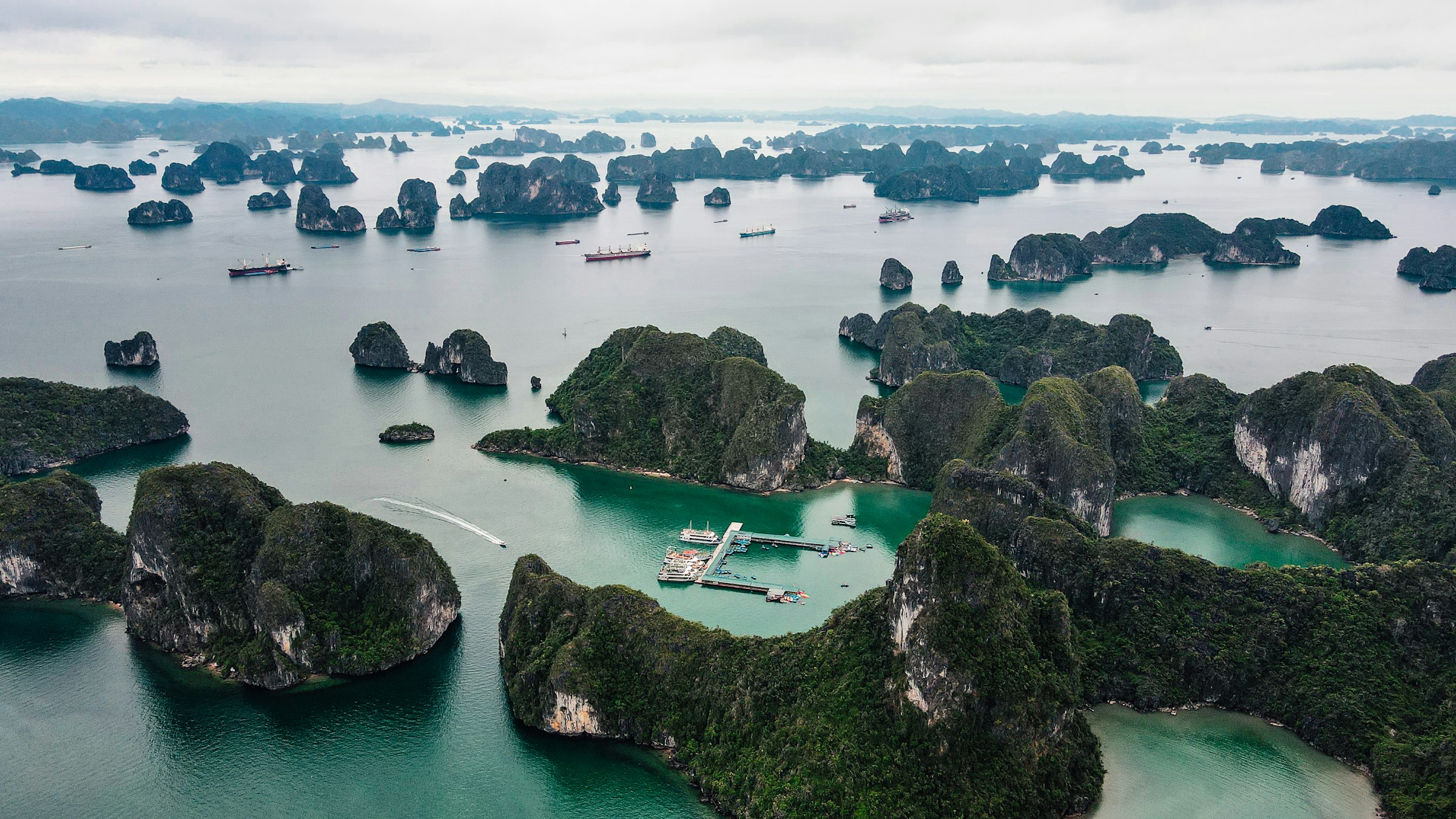 Best attractions in Vietnam