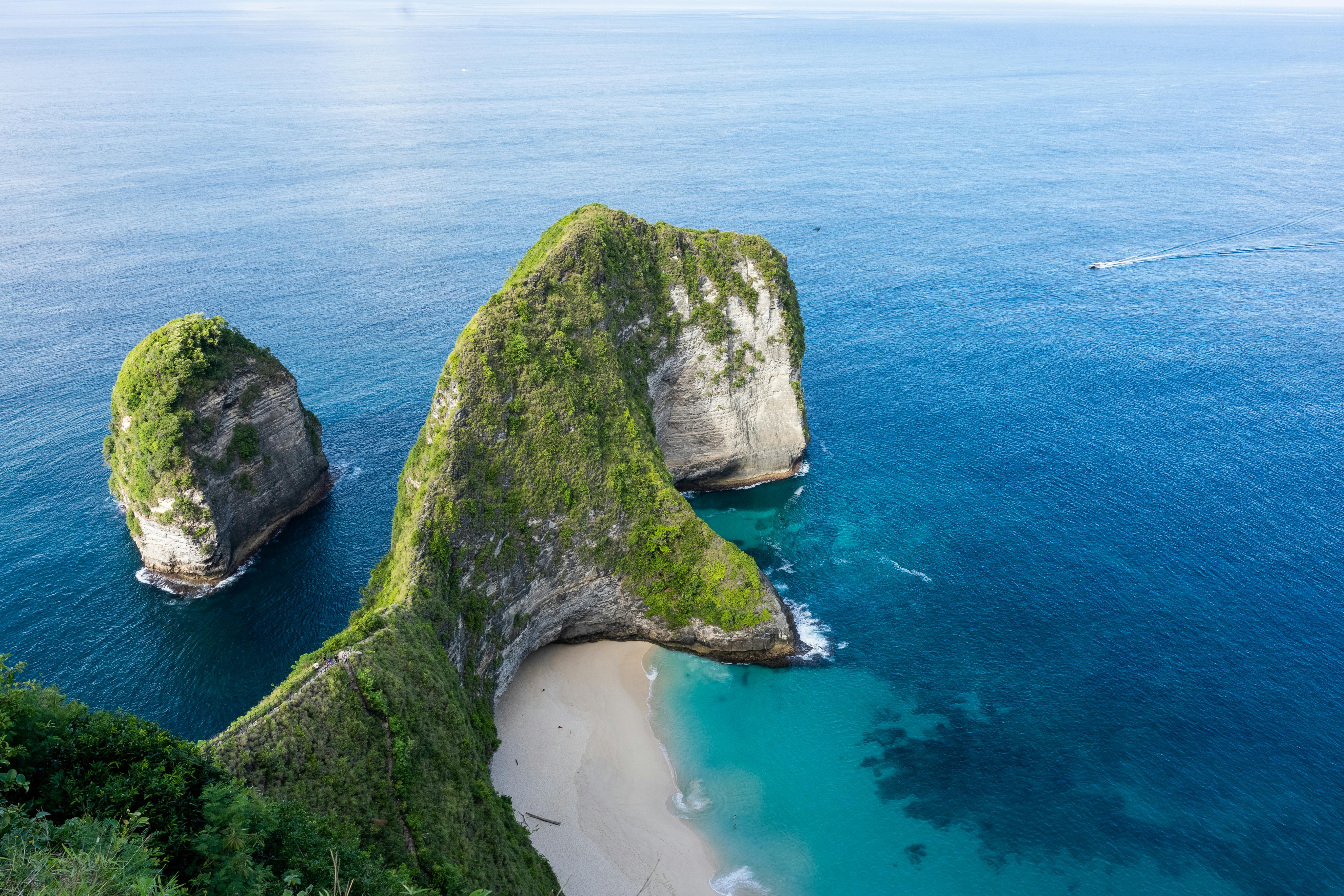Bali's Best Island Experience